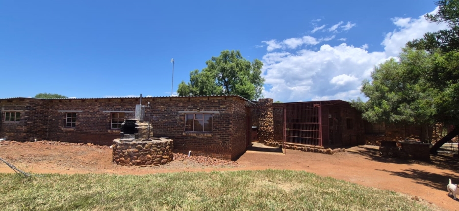 4 Bedroom Property for Sale in Zeerust North West